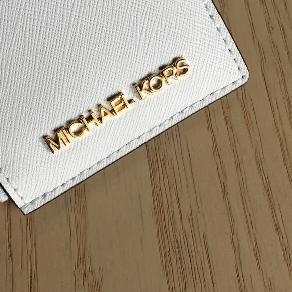 Michael Kors Optic White Leather Card Holder Case - Picture 3 of 7